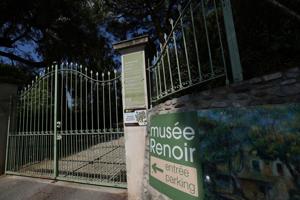 Thieves steal paintings from Renoir Museum on French Riviera