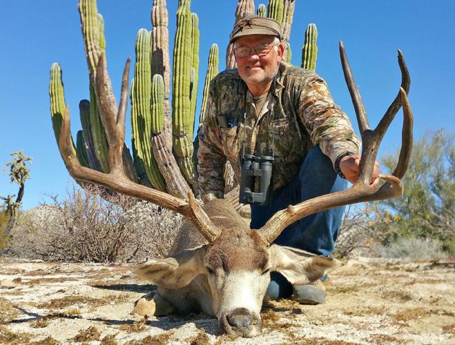 How to Score Whitetail and Mule Deer Trophies