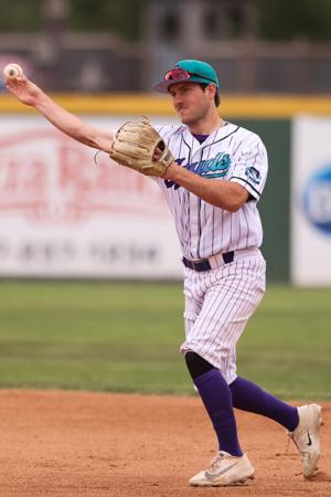 Spuds sweep doubleheader