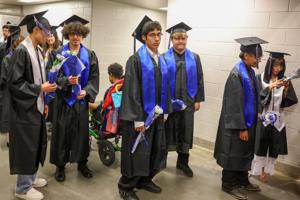 052926-nws-rhsgraduation-4.JPG