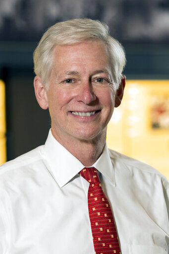 New University of Wyoming president faces COVID-19 reopening