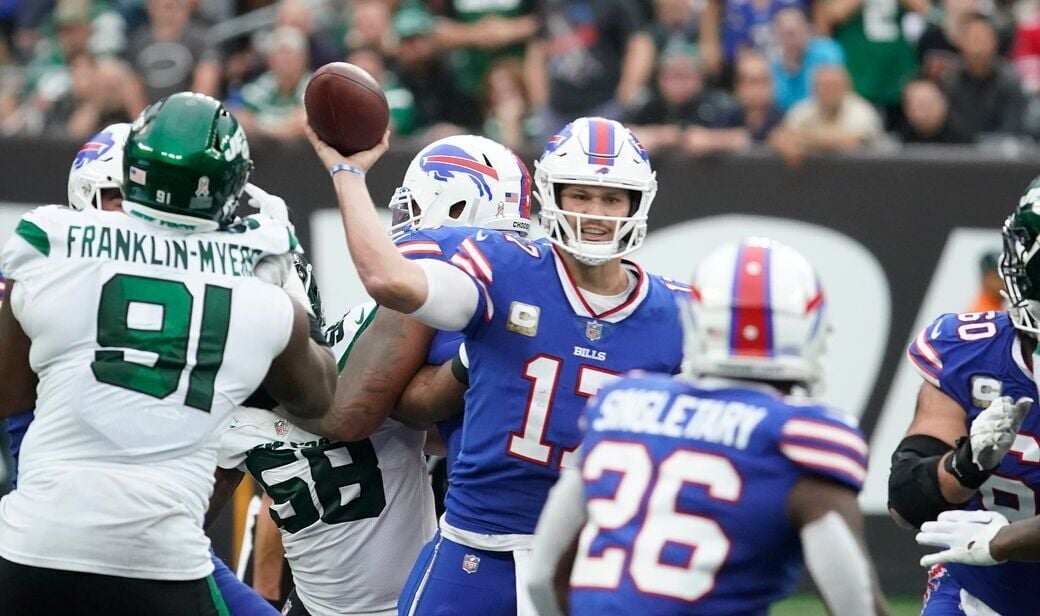 Former Wyoming QB Josh Allen injured during Buffalo Bills' brutal loss to  the New York Jets