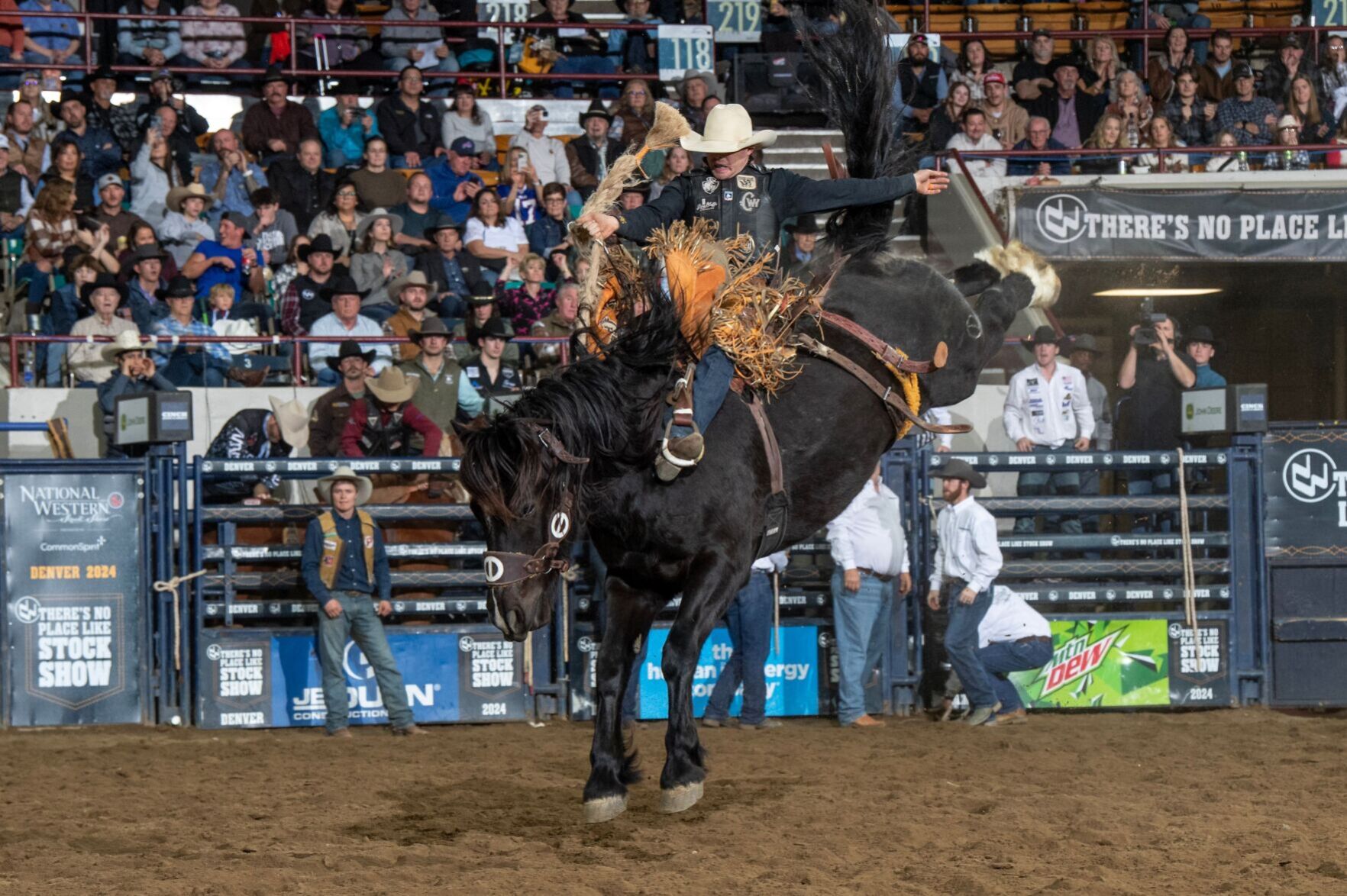 Brody Cress wins saddle bronc title at National Western