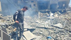 Aftermath of an Israeli strike in the southern Lebanese city of Tyre