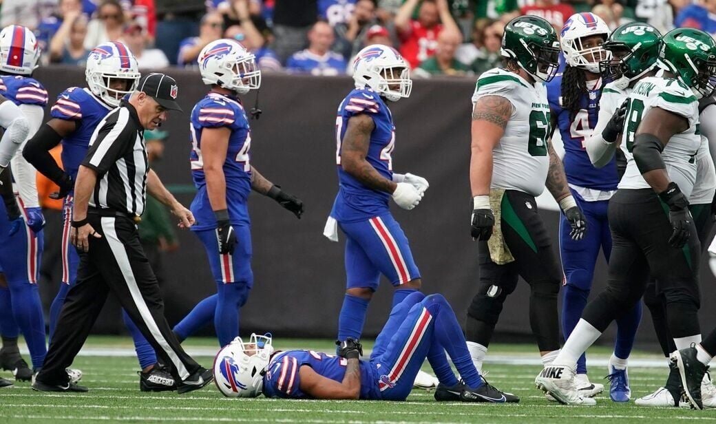 Former Wyoming QB Josh Allen injured during Buffalo Bills' brutal loss to  the New York Jets