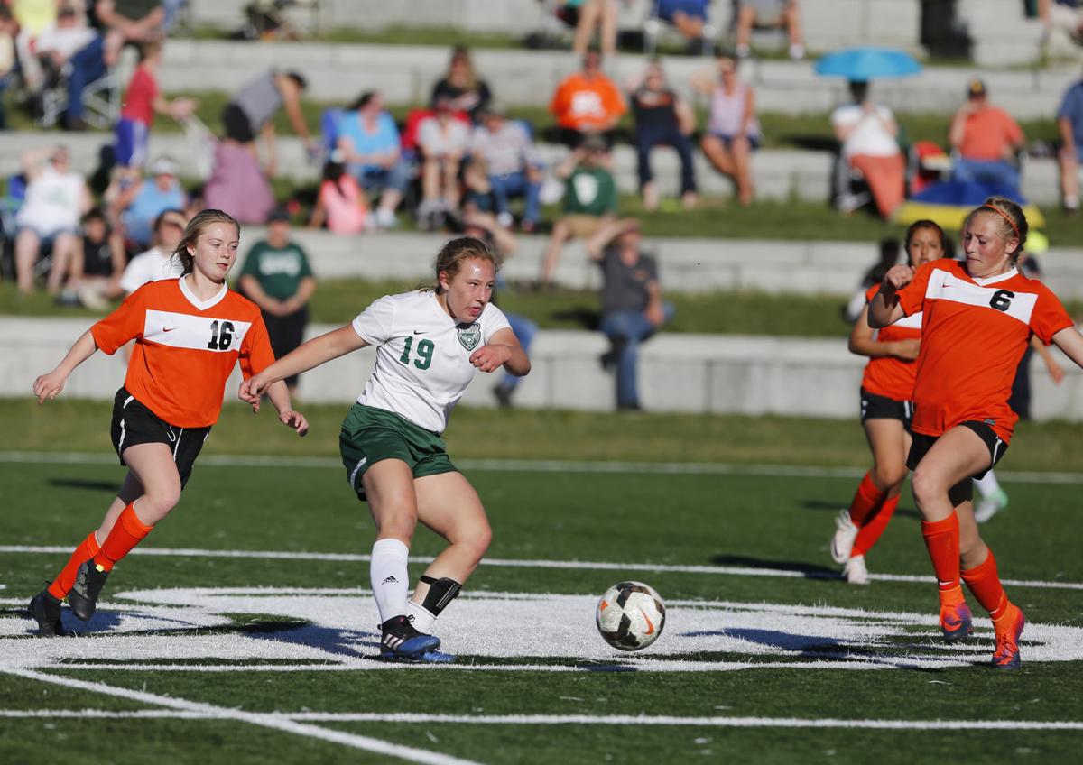 Chipperfield sets tone through tragedy for Kelly Walsh