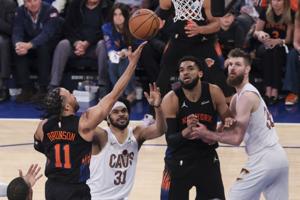BASKETBALL-NBA-NYK-CLE/