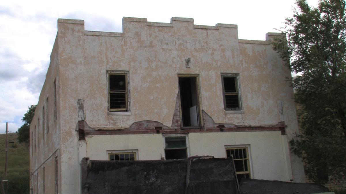 Doentary Captures Story Of Lusk Brothel Owner Dell Burke Movies The Yellow Hotel