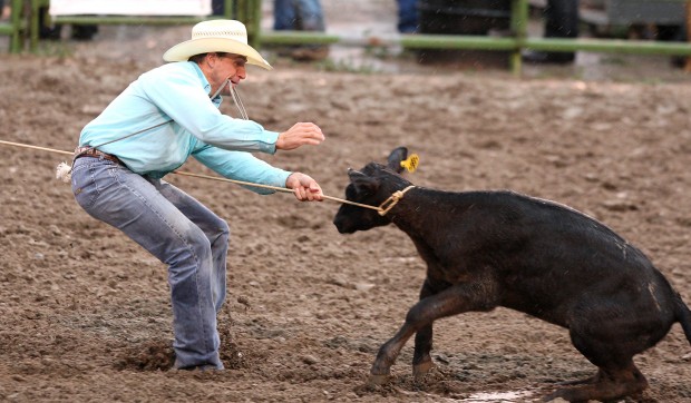 Haught leads impressive group of bull riders at Central Wyoming Fair