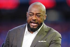 FOOTBALL-NFL-DEN-LAR/