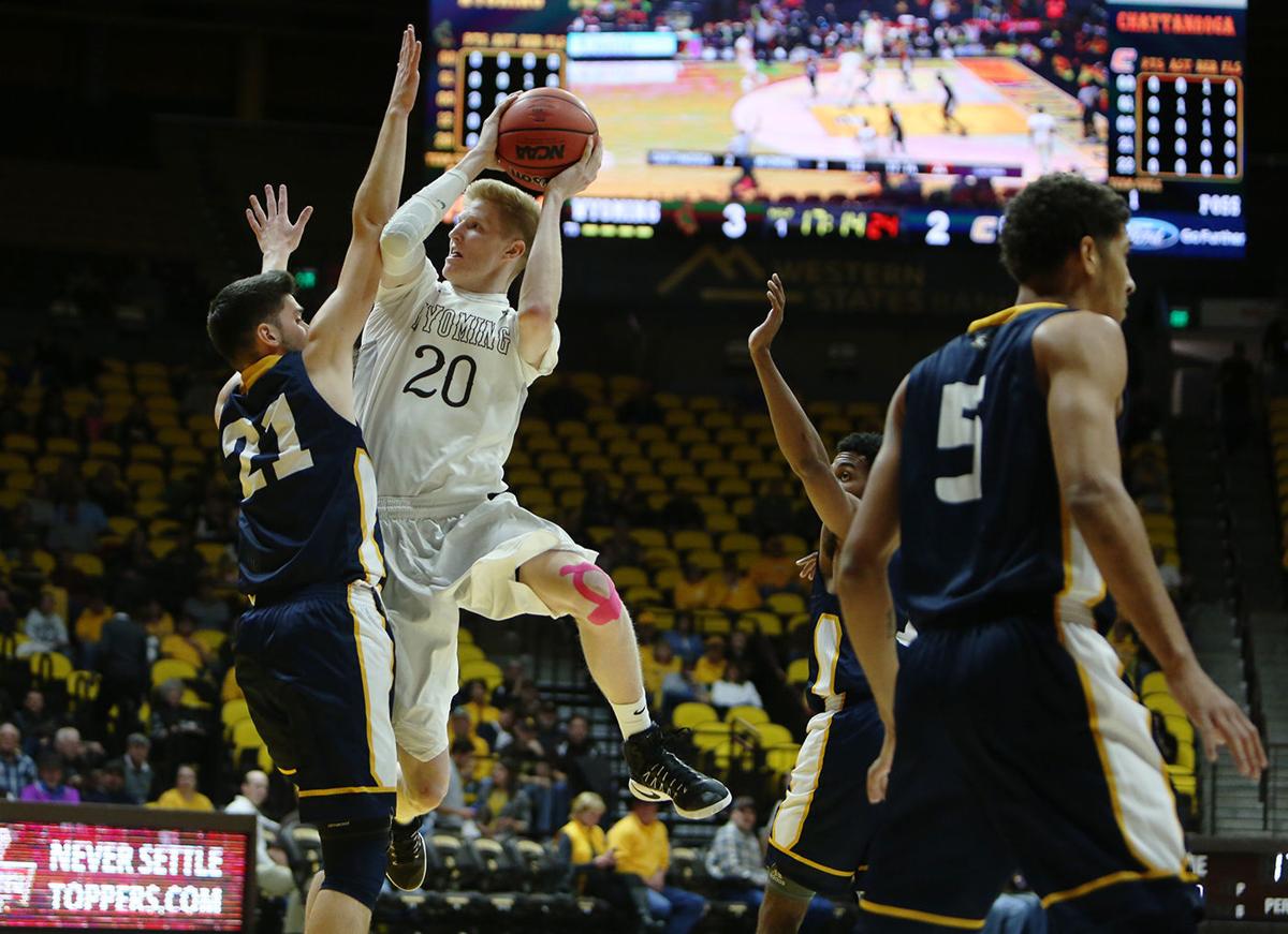 Wyoming Men S Basketball Beats Chattanooga In Season Opener Behind