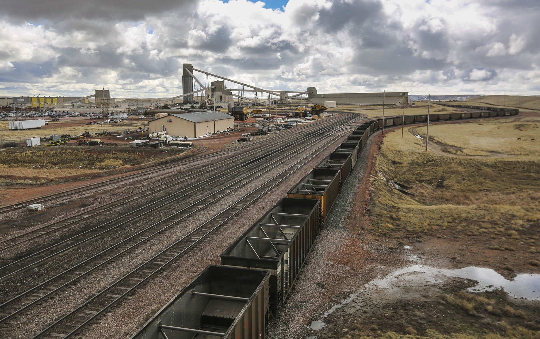 how much money does the coal industry make in wyoming