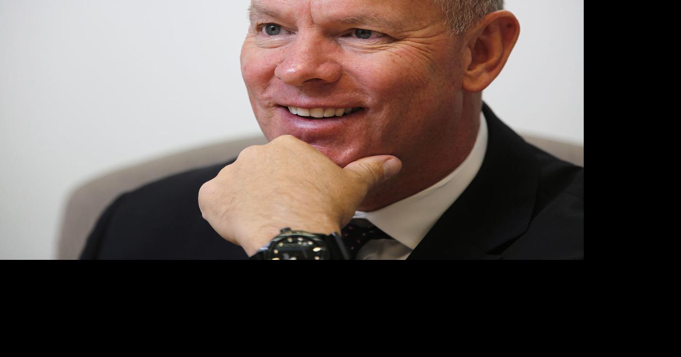 Gov. Matt Mead supports examining Wyoming's sales tax system