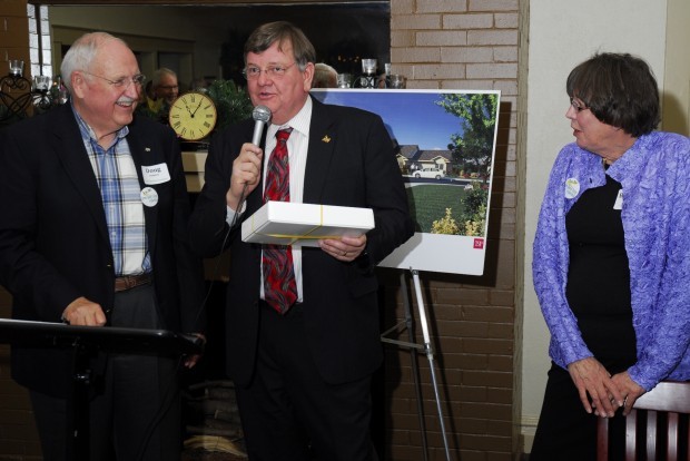 Governor attends Green House Living for Sheridan fundraiser