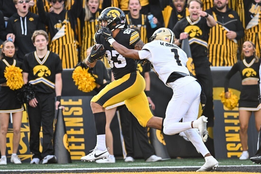 Hawkeyes down another weapon after Erick All's season-ending knee injury