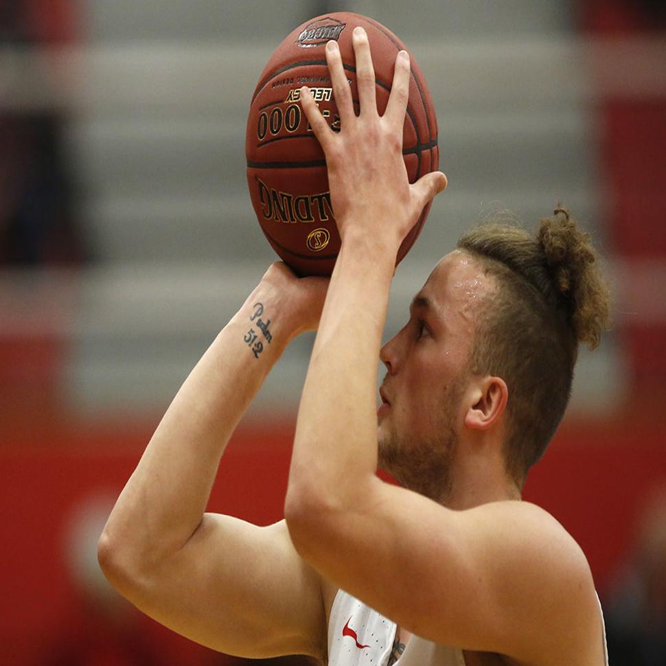 Casper College Men S Basketball Players Sign With Pacific Winona