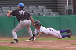Spuds sweep doubleheader