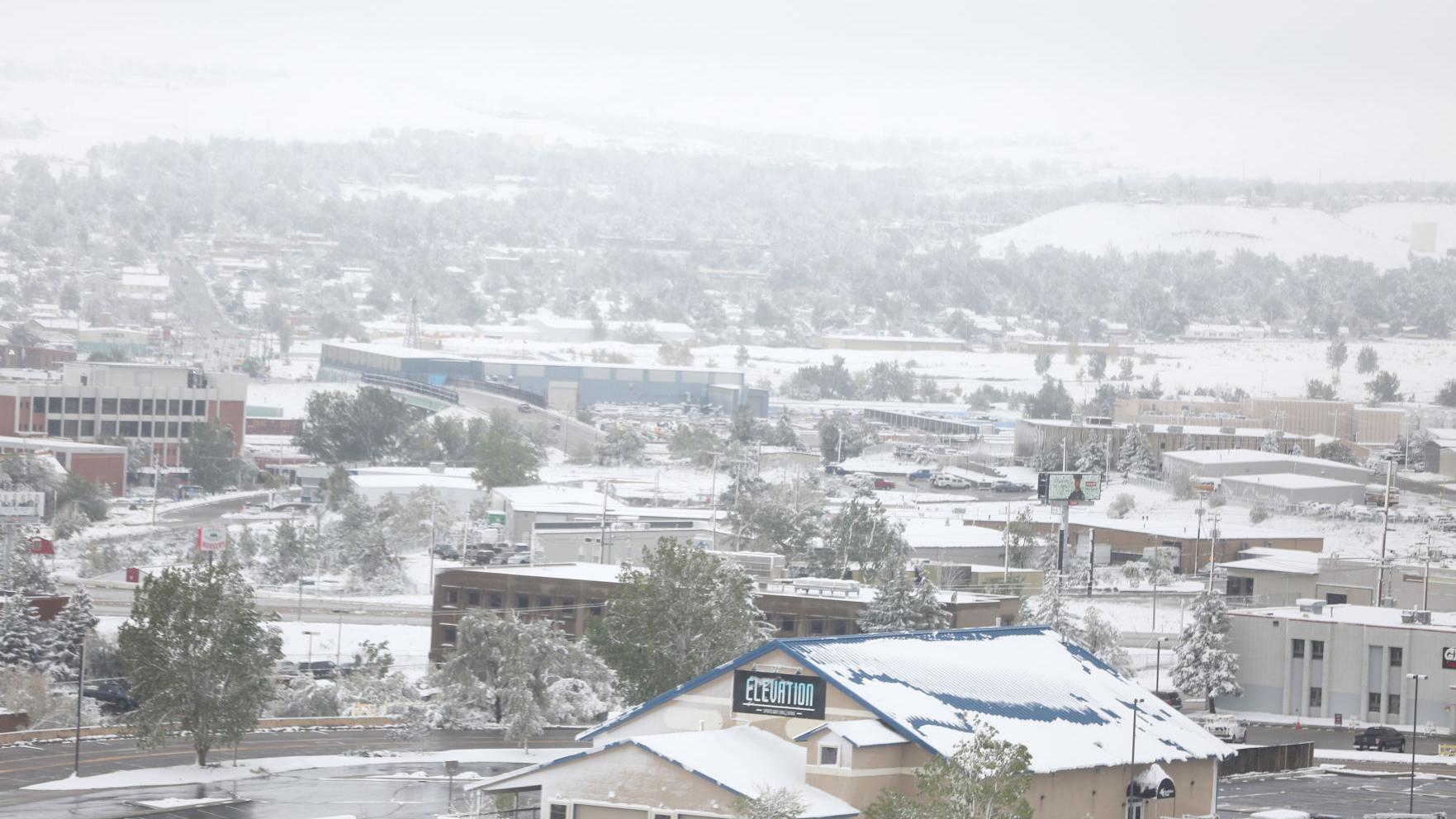 More Than 12 000 Without Power Following Heavy Snows In Wyoming Wyoming News Trib Com
