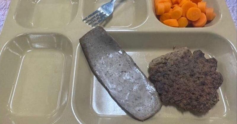 'Congress must investigate': Pics of gross Navy food spark outrage
