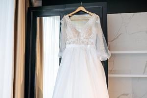 7 wedding expenses that are tax deductible