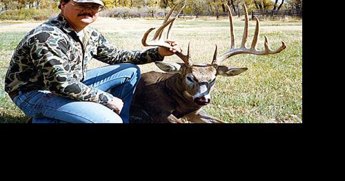 How to Score Whitetail and Mule Deer Trophies