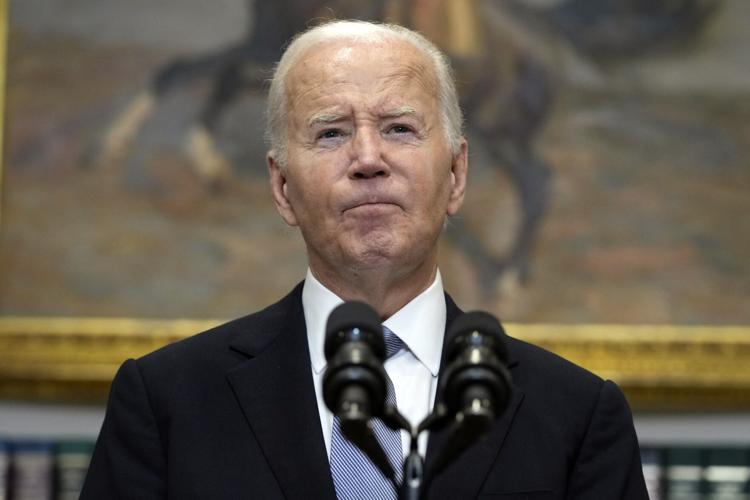 Biden works to balance politics with calls for unity