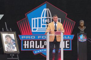 What NFL greats said backstage after Roger Craig's dementia revelation