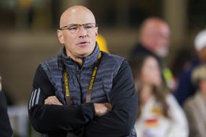 Wyoming defeats Air Force