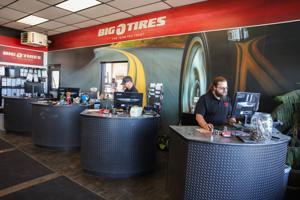 091026-nws-bigotire-1.JPG