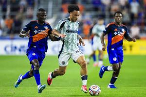 SOCCER-USA-CIN-NE/
