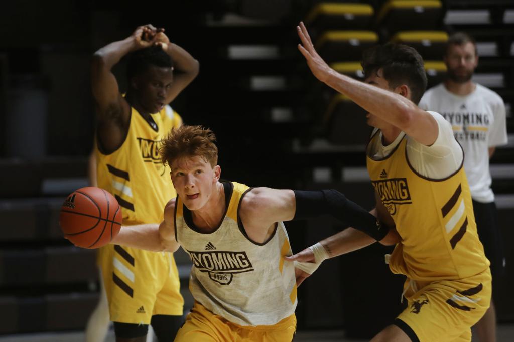 Wyoming S Newcomers Are Eager To Help Spark A Turnaround Men S