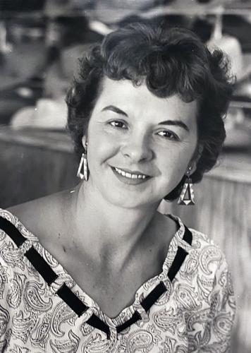 Pauline Mae Pivik Taubert