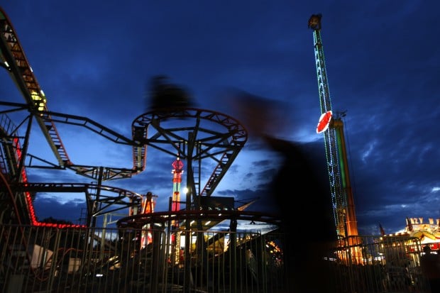 Carnival rides in Casper face breakdowns lines of thrill seekers