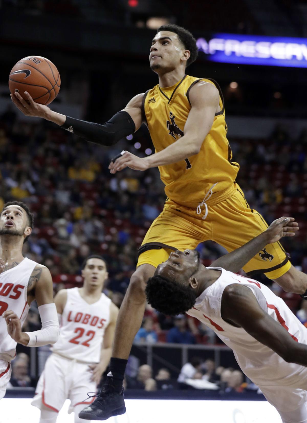 New Mexico S Rally Ends Wyoming S Season In Mw Men S Basketball
