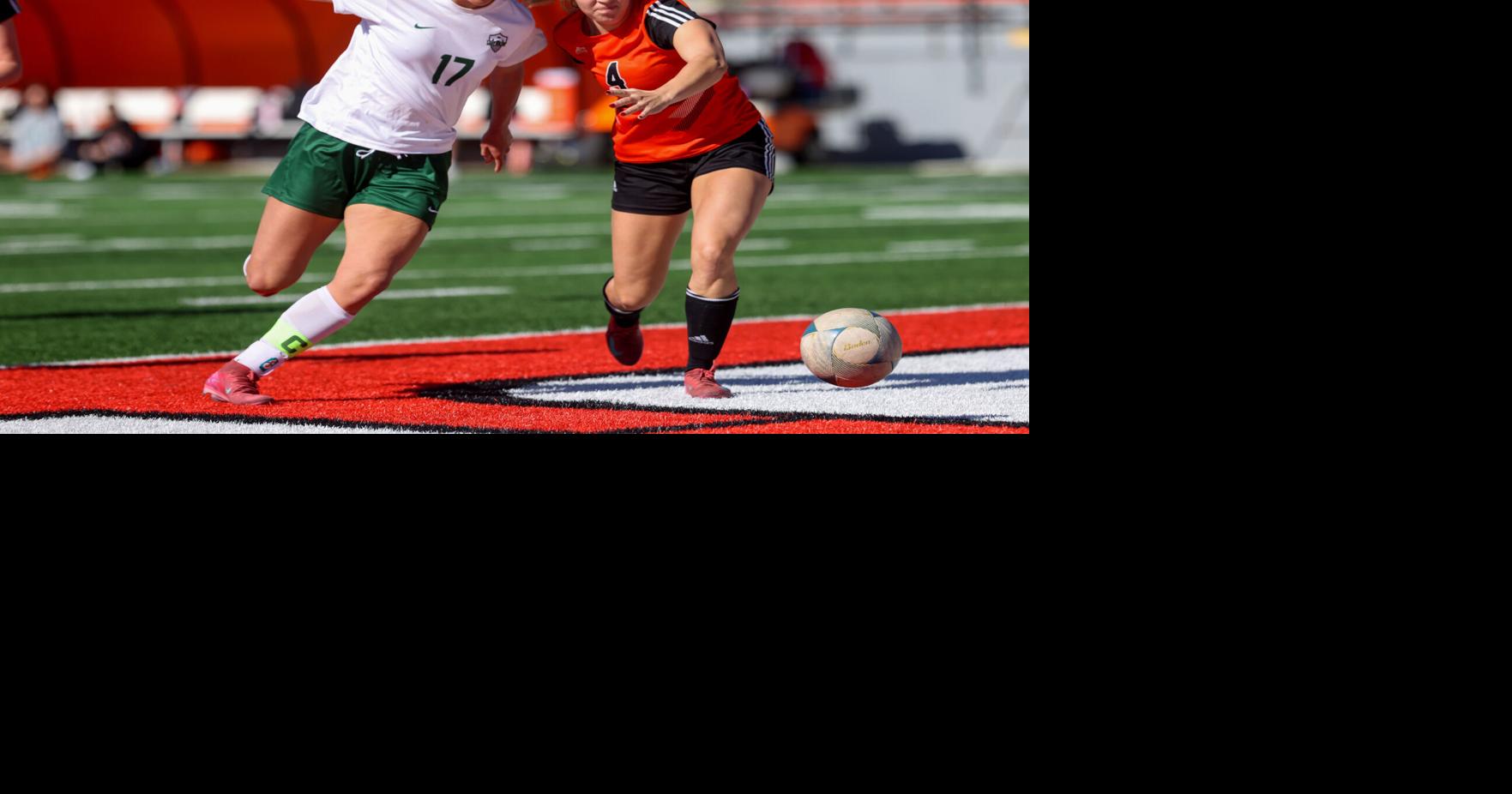 Green River soccer standout Isabel Vasco wins state's Gatorade honors