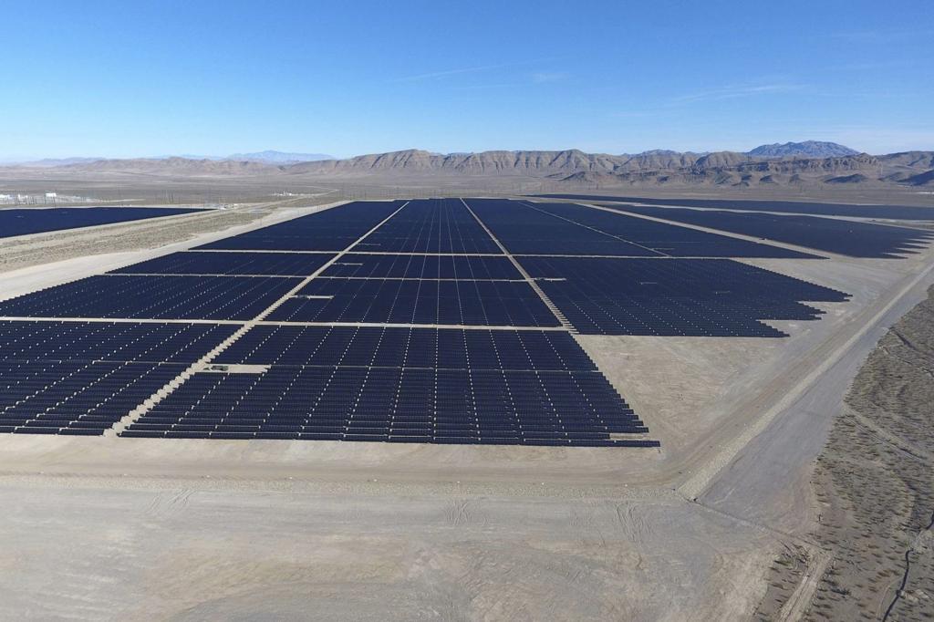 Sweetwater Commissioners Grant Permit For State S First Large Solar Generator Energy Journal Trib Com