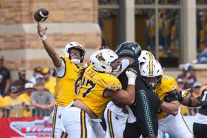 Wyoming tops Hawai'i, 27-10