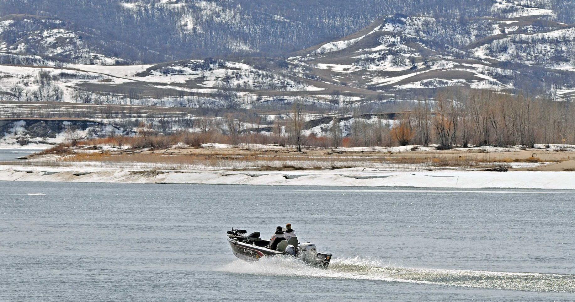 Invasive zebra mussels found in South Dakota's Lake Oahe - Vimarsana News
