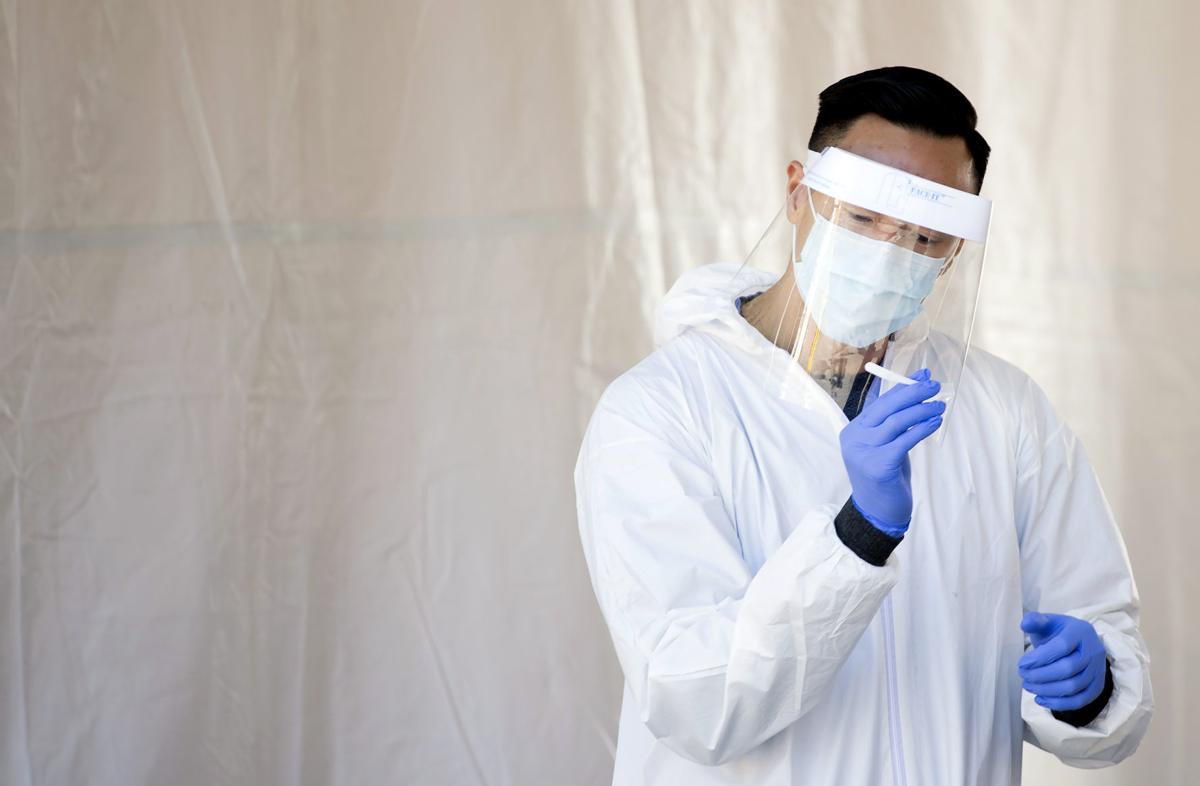 Virus Outbreak Canada