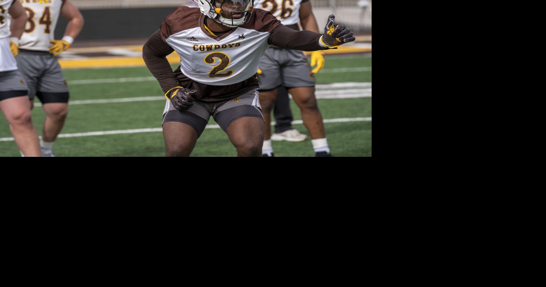 Cowboys linebacker Beavers on business trip after transfer