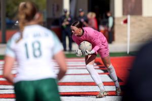 Kelly Walsh sweeps Casper Cup