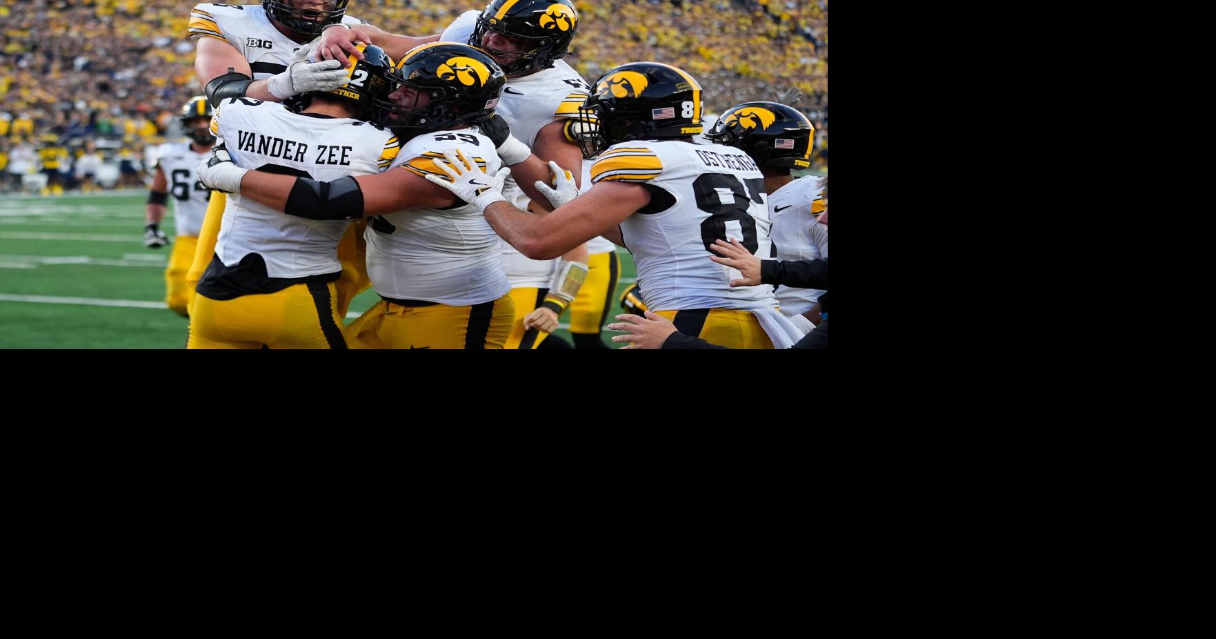 Iowa moves up to No. 14 in AP Top 25 ahead of Buckeyes showdown; ACC feeling left out