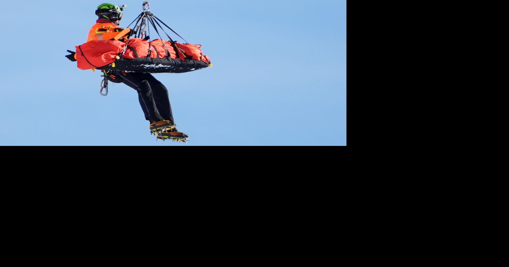 Lindsey Vonn crashes in Olympic downhill, taken away by helicopter as U.S. teammate Johnson wins gold