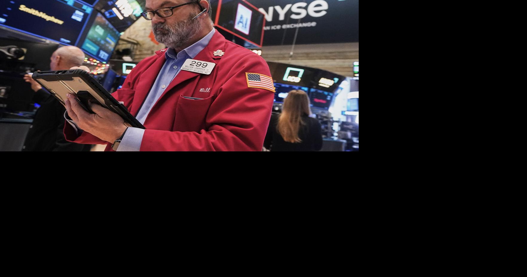 U.S. stock market hits record highs, even as worries about AI bubble continue