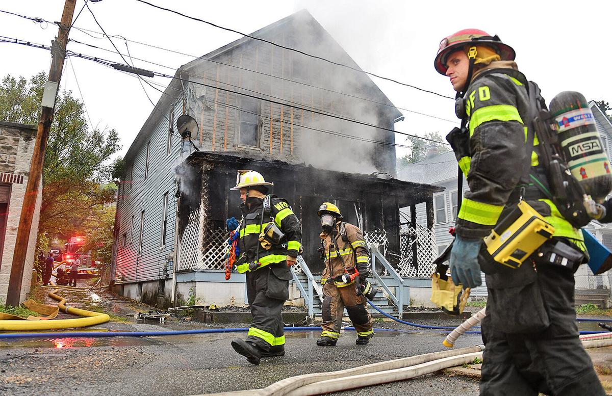 3 treated after Kernville fire News