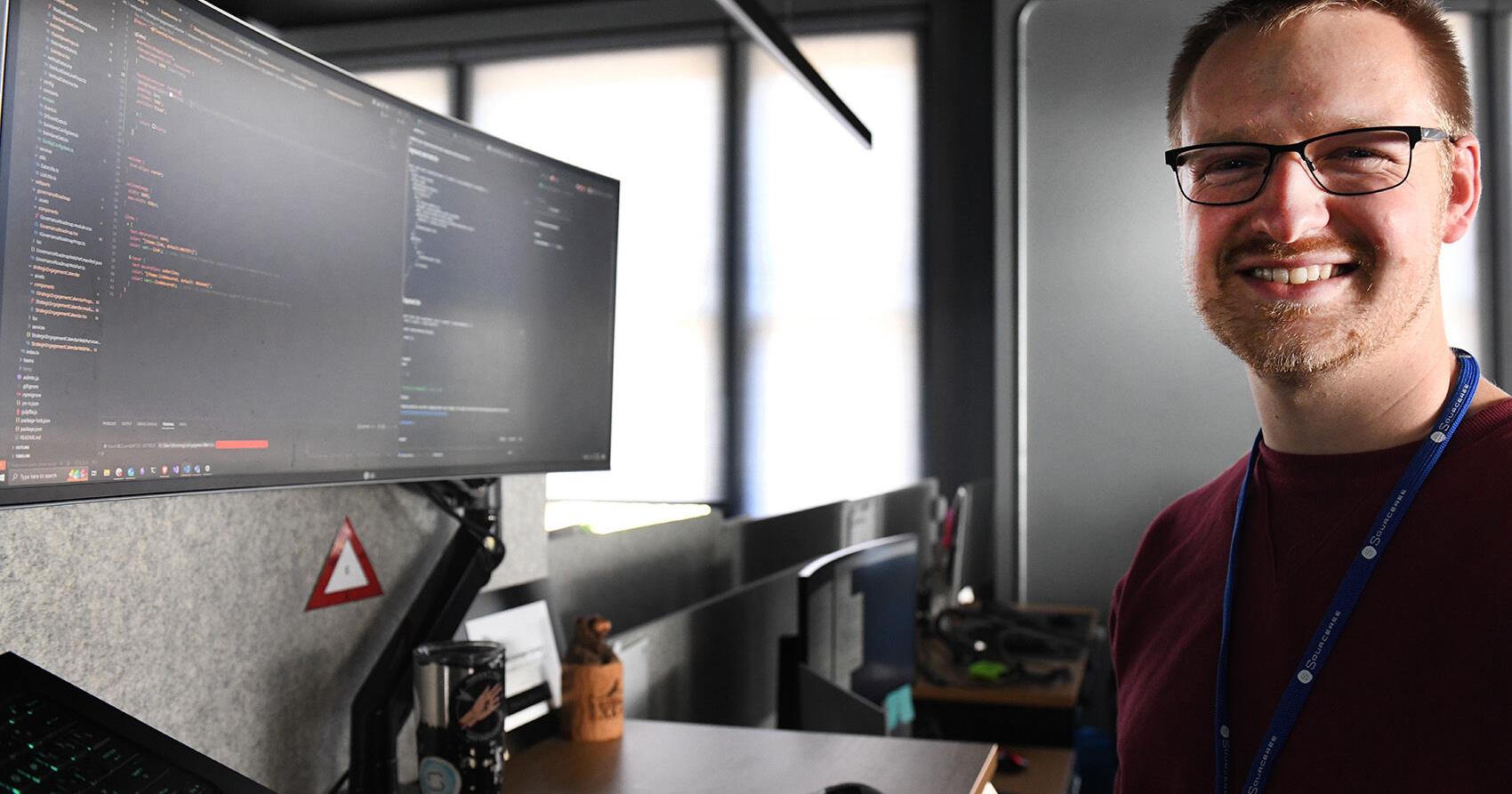 In the Spotlight | 'I like making stuff' | Software engineer builds AI website for health care providers, enters VA contest - Vimarsana News