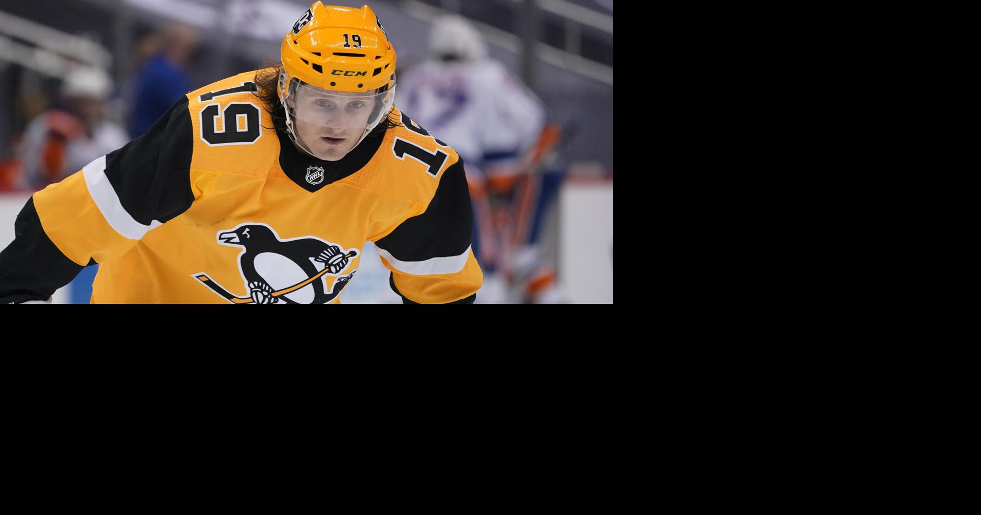 Maple Leafs trade for centre Jared McCann from Penguins before NHL