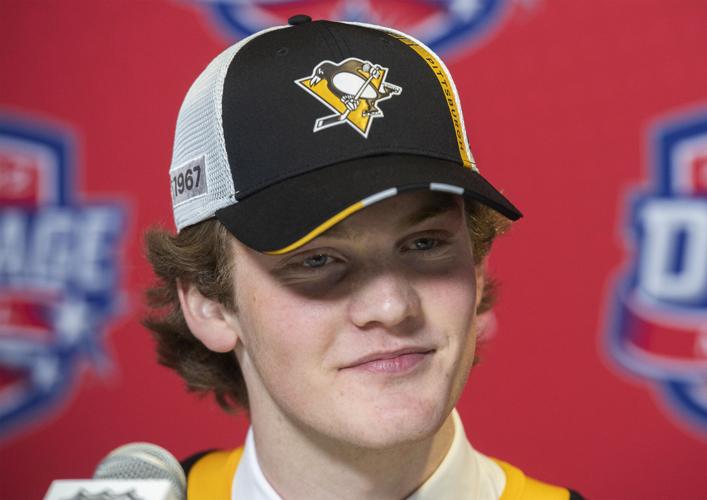 Penguins select Owen Pickering in first round of 2022 NHL Draft – WPXI