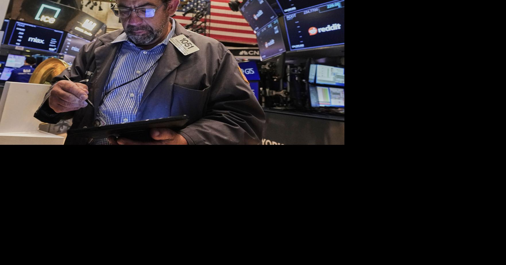 Most U.S. stocks fall after disappointing inflation update, but Big Tech keeps Wall Street steady
