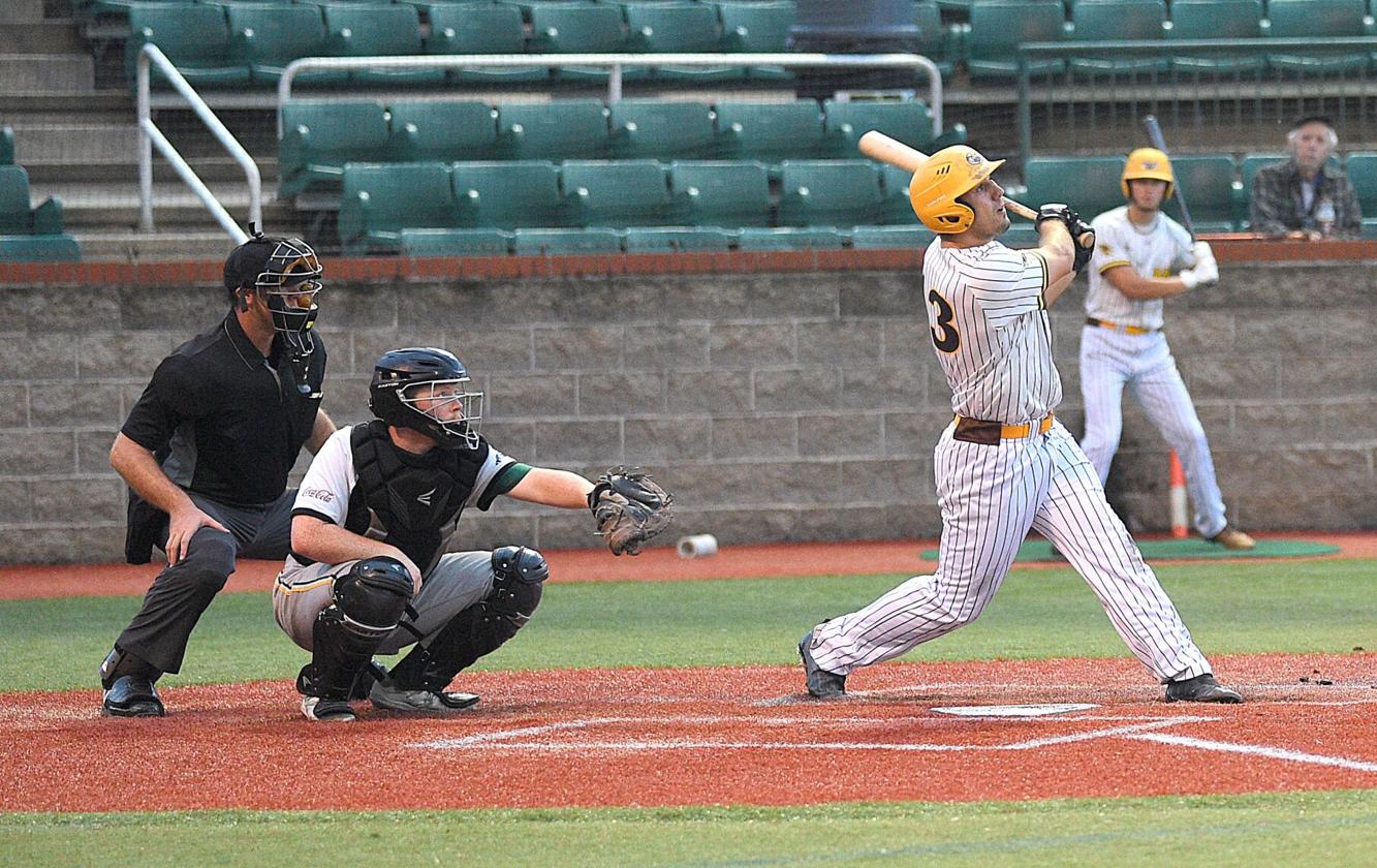 Mill Rats pound out 18 hits to bludgeon Miners Sports